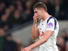 Tottenham menerima skorsing untuk Micky van de Ven saat krisis Crystal Palace semakin dalam | Sepak Bola | olahraga