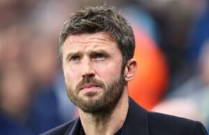Reaksi Michael Carrick berbicara banyak setelah tip kepergian Amad dari Man Utd | Sepak Bola | olahraga