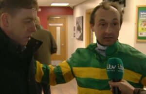 Perselisihan rasisme joki Cheltenham mencapai klimaks dalam adegan kejutan langsung di ITV | Ras | olahraga