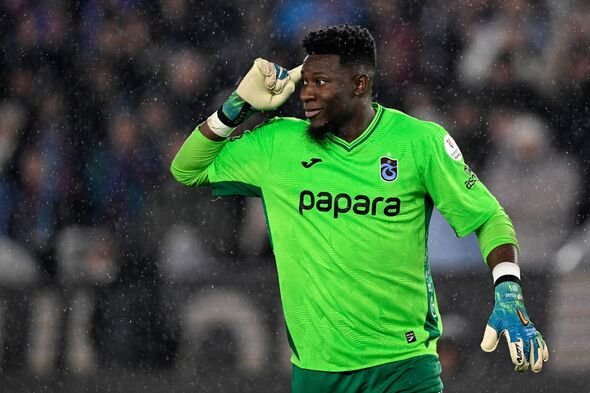 Andre Onana termasuk di antara mereka yang bisa meninggalkan Old Trafford akhir tahun ini