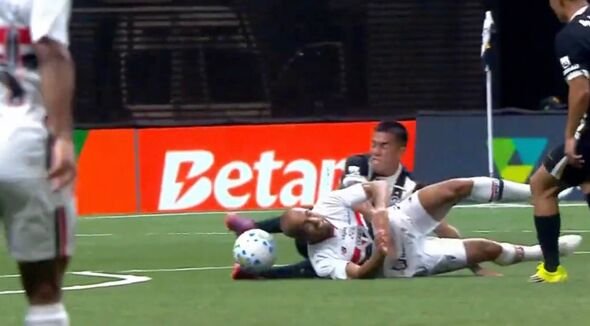 Cedera pada Lucas Moura