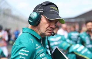 Adrian Newey melihat juara F1 sedang melihat buku catatan ikoniknya | F1 | olahraga