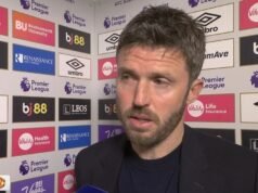Michael Carrick marah atas keputusan ‘gila’ karena Man Utd menghadapi penolakan VAR yang kontroversial | Sepak Bola | olahraga