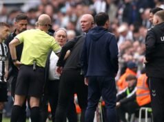 Newcastle vs Sunderland ditangguhkan karena tuduhan rasisme, wasit mengambil tindakan | Sepak Bola | olahraga