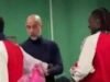 Pep Guardiola membawa tiga bintang Arsenal ke terowongan setelah final piala | Sepak Bola | olahraga