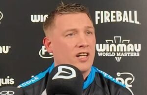 Bintang Darts mengancam akan mundur dari turnamen karena ketiganya mengeluh | Lainnya | olahraga