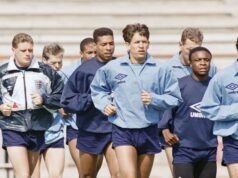 Bintang Inggris yang menjadi tukang pos harus menjual memorabilia pensiun | Sepak Bola | olahraga