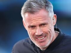 Jamie Carragher membalas penggemar Liverpool saat perselisihan sengit dengan Mohamed Salah meletus | Sepak Bola | olahraga