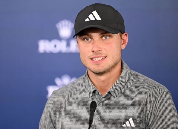 Ludvig Aberg pada konferensi pers