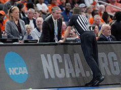 Bel akan berbunyi terus menerus selama kurang lebih tujuh menit, menyebabkan penundaan pada pertandingan Iowa-Illinois March Madness