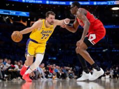 Luka Doncic mencetak 51 poin, LeBron James kembali dari cedera dan memimpin Lakers melewati Bulls 142-130