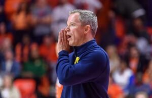 Juara Sepuluh Besar Michigan sedang mencari penjaga yang bisa maju tanpa LJ Cason