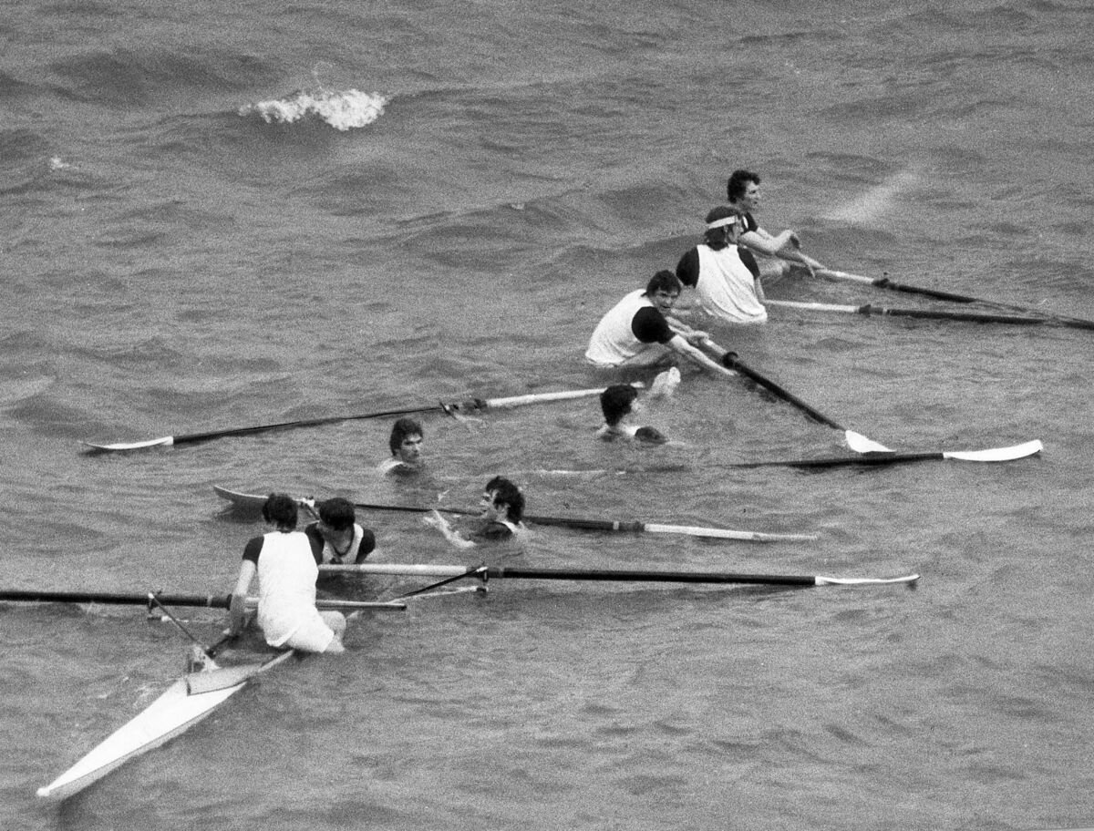 Awak Cambridge tenggelam saat perlombaan perahu tahun 1978 Awak Cambridge tenggelam saat perlombaan perahu tahun 1978