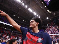 Mahasiswa baru Koa Peat membantu memimpin Arizona ke Final Four March Madness