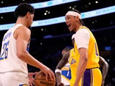 Luka Doncic mencetak 44 poin dalam tiga kuarter untuk memimpin Lakers tanpa LeBron melewati Pacers 128-117