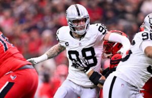 Maxx Crosby mengucapkan selamat tinggal yang emosional kepada penggemar Raiders dan menantikan Super Bowl bersama Ravens