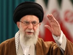 Donald Trump membenarkan kematian Ali Khamenei dalam serangan AS dan Israel. Berita terbaru dari Haiti: politik, keamanan, ekonomi, budaya.
