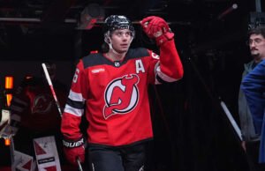 Jack Hughes kembali ke pekerjaannya di NHL setelah tur TV sebagai pahlawan hoki es Olimpiade AS