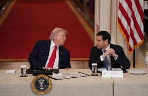 Trump mengatakan “seluruh sistem pendidikan” bisa bangkrut tanpa perbaikan dalam bidang olahraga perguruan tinggi