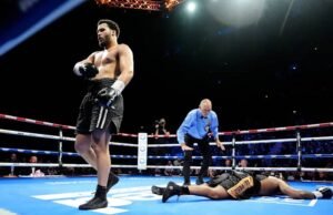 Moses Itauma mengalahkan Jermaine Franklin dengan pukulan besar di ronde ke-5