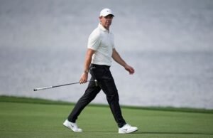 Rory McIlroy keluar dari Bay Hill karena kejang punggung saat golf melakukan peregangan besar