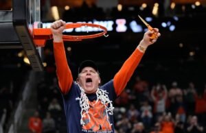 Illinois berhasil mencapai Final Four untuk pertama kalinya dalam 21 tahun, mengalahkan Iowa 71-59