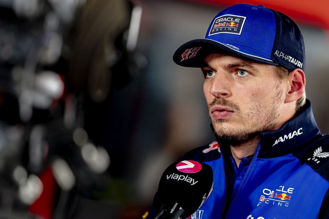 Max Verstappen berbicara kepada pers