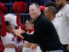 March Madness dimulai dengan Empat Pertama di Dayton, dengan Miami (Ohio) di lapangan dan dekat dengan rumah