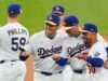 Dodgers menerima perhiasan Seri Dunia yang berkilauan untuk mengakui gelar berturut-turut
