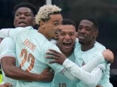 Kylian Mbappé pulih dari cedera lutut untuk memastikan kemenangan 2-1 Prancis dalam pertandingan pembuka Piala Dunia melawan Brasil