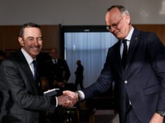 gagasan pemilihan pendahuluan terbuka dari sayap kanan mulai mendapat dukungan