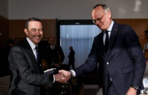 gagasan pemilihan pendahuluan terbuka dari sayap kanan mulai mendapat dukungan