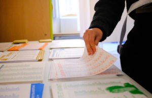 berapa banyak duel, segitiga atau segi empat?