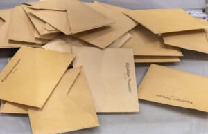 berapa banyak duel, segitiga, segi empat di kota besar?