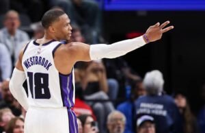 Westbrook mencatatkan triple-double dalam kemenangan Kings 118-109, sementara Clippers kehilangan Leonard karena pergelangan kaki terkilir