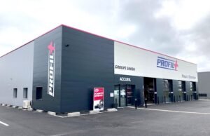 Tahun 2025 yang kontras, didominasi oleh aktivitas Tugas Berat untuk Profil Plus