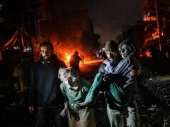 Setidaknya 1.045 orang tewas di Iran dan 65.000 orang mengungsi di Lebanon; Emmanuel Macron membentuk dewan pertahanan dan keamanan baru