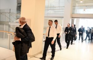 Rompi Kuning dipukuli di Burger King: sembilan CRS dijatuhi hukuman percobaan penjara