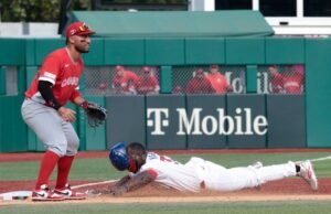 Kanada melaju melewati putaran pertama World Baseball Classic untuk pertama kalinya, mengalahkan Kuba 7-2