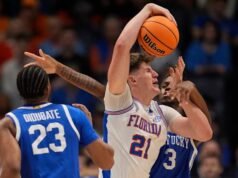 Nomor 4 Florida meraih kemenangan ketiganya atas Kentucky untuk membuka pertahanan gelar Turnamen SEC