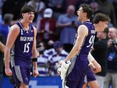 High Point mengalahkan Wisconsin 83-82 di March Madness dengan keranjang 2 poin pertama Chase Johnston musim ini