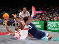 Selama sisa turnamen, lantai kaca yang licin diganti dengan kayu keras