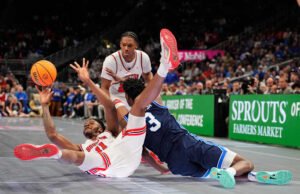 Selama sisa turnamen, lantai kaca yang licin diganti dengan kayu keras