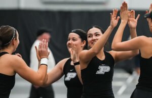 Pembuat Boiler mengalahkan Hoosiers, 4-2 – Pembuat Boiler Purdue