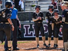 Softball meraih dua kemenangan run-rule – Purdue Boilermakers