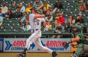 Foursomes menjadi liar jika Purdue menyelesaikan sapuan empat pertandingan