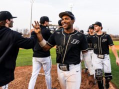 Kemenangan bisbol tengah minggu atas Milwaukee – Purdue Boilermakers
