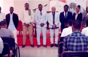 Universitas Quisqueya meluncurkan proyek olahraga untuk menenangkan kontroversi seputar 150 juta labu milik pemerintah. Berita terbaru dari Haiti: politik, keamanan, ekonomi, budaya.