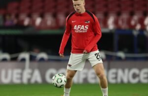 Pemain muda ini, yang dikaitkan dengan Barcelona dan Real Madrid, ingin bermain di La Liga dan mengidolakan Messi dan Iniesta