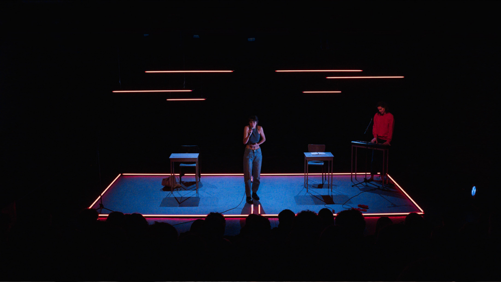 Émilie Lafarge menyutradarai Palsu oleh Claudine Galea © Robin Masquilier